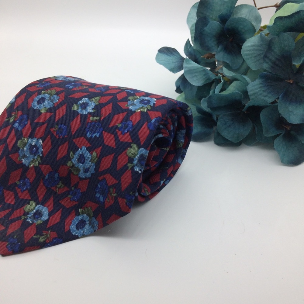 EUC Vintage Beautiful Don Loper tie